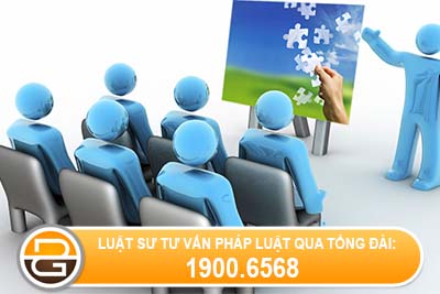 giam-doc-cong-ty-TNHH-co-duoc-lam-giam-doc-cong-ty-co-phan-