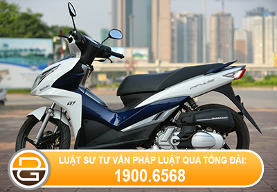 lap-them-den-led-vao-xe-may-co-bi-phat-khong