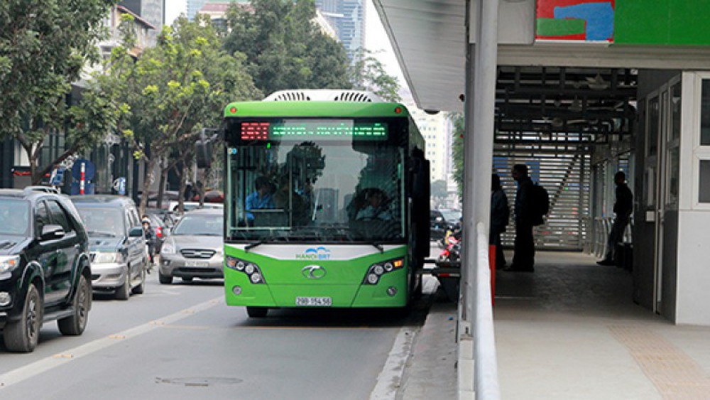 BRT là gì? Ô tô, xe máy có được đi vào làn BRT không?