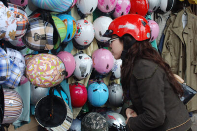 cac-loai-mu-bao-hiem-bi-cam-doi-mu-bao-hiem-thoi-trang-co-bi-phat-hay-khong