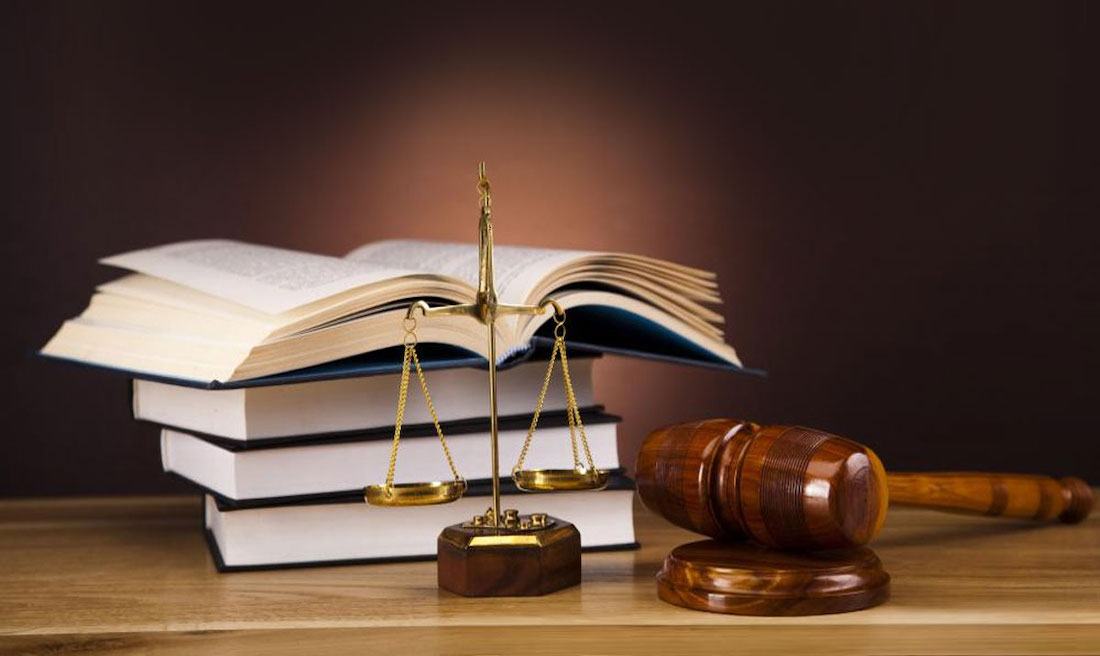 Pháp lý là gì? Một vài khái niệm, định nghĩa có liên quan về pháp lý?