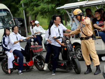 Vi-pham-giao-thong-la-gi-cac-loi-vi-pham-luat-giao-thong-pho-ben-cua-xe-may