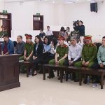 Tội không truy cứu trách nhiệm hình sự người có tội (Điều 369)