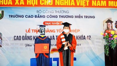 giay-uy-quyen-nhan-bang-tot-nghiep-va-huong-dan-viet-giay-uy-quyen-chi-tiet-nhat