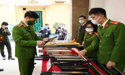 mua-ban-su-dung-chich-dien-tu-ve-co-vi-pham-phap-luat-khong