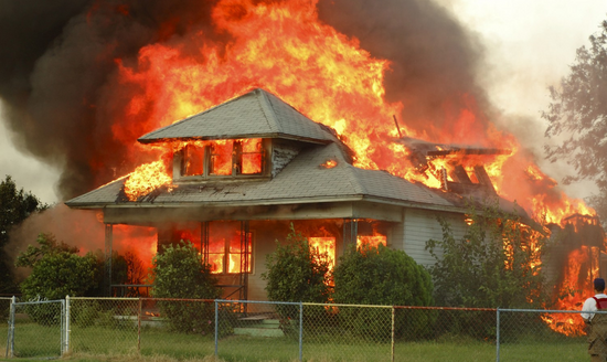 Bảo hiểm cháy nổ là gì? Quy định về bảo hiểm cháy nổ bắt buộc?