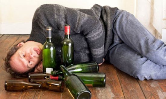 Tệ nạn rượu bia là gì? Nguyên nhân dẫn đến tệ nạn rượu bia?