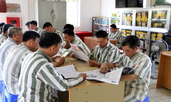 Thu-tuc-cong-chung-tai-trai-giam-trai-tam-giam-moi-nhat