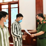 Được đặc xá thì có đương nhiên được xóa án tích không?