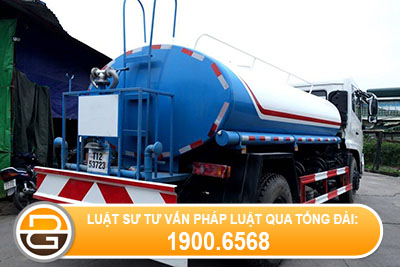 Lap-them-mot-tec-nuoc-tren-xe-o-to-de-su-dung-thi-co-vi-pham-khong