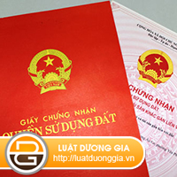 Thoa-thuan-de-mot-nguoi-dung-ten-tron-giay-chung-nhan-quyen-su-dung-dat