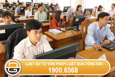 chuyen-tu-nhan-vien-thiet-bi-tai-truong-tieu-hoc-sang-giao-vien-day-tin-hoc