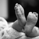 Tội giết hoặc vứt bỏ con mới đẻ Điều 124 Bộ luật hình sự